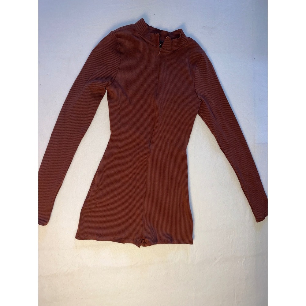 Windsor Brown Ribbed Long Sleeve Mock Neck Zip Front Romper Large